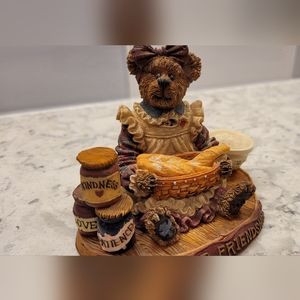 Boyds Bears  Longaberger exclusive